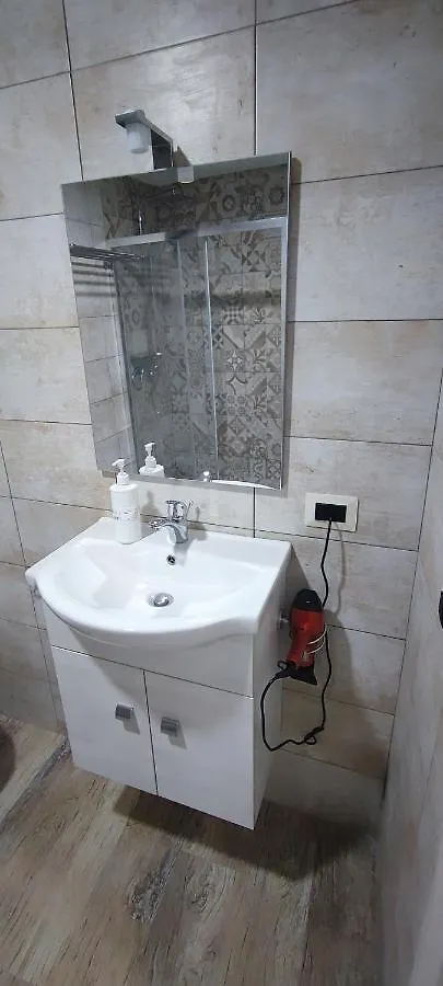 Casa vacanze Tapia'S Rooms Big Aeroporto di Catania Fontana Rossa