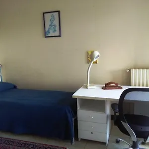 https://letizias-house.taorminaitalyhotels.com