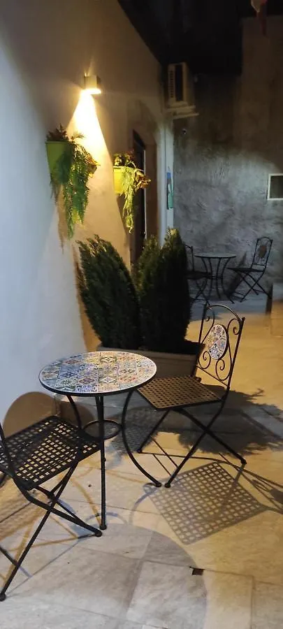Tapia'S Rooms Big Catania Holiday home